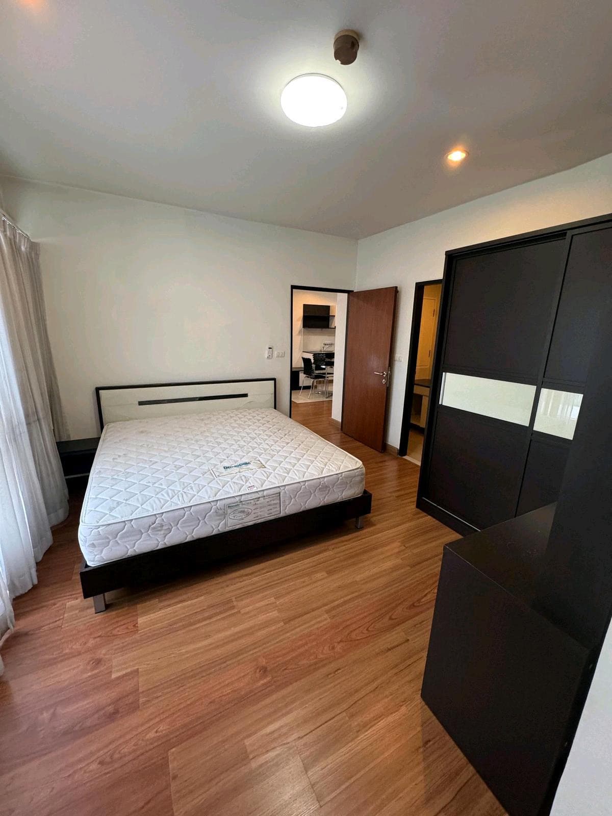 The Wellington Condo - Image 3