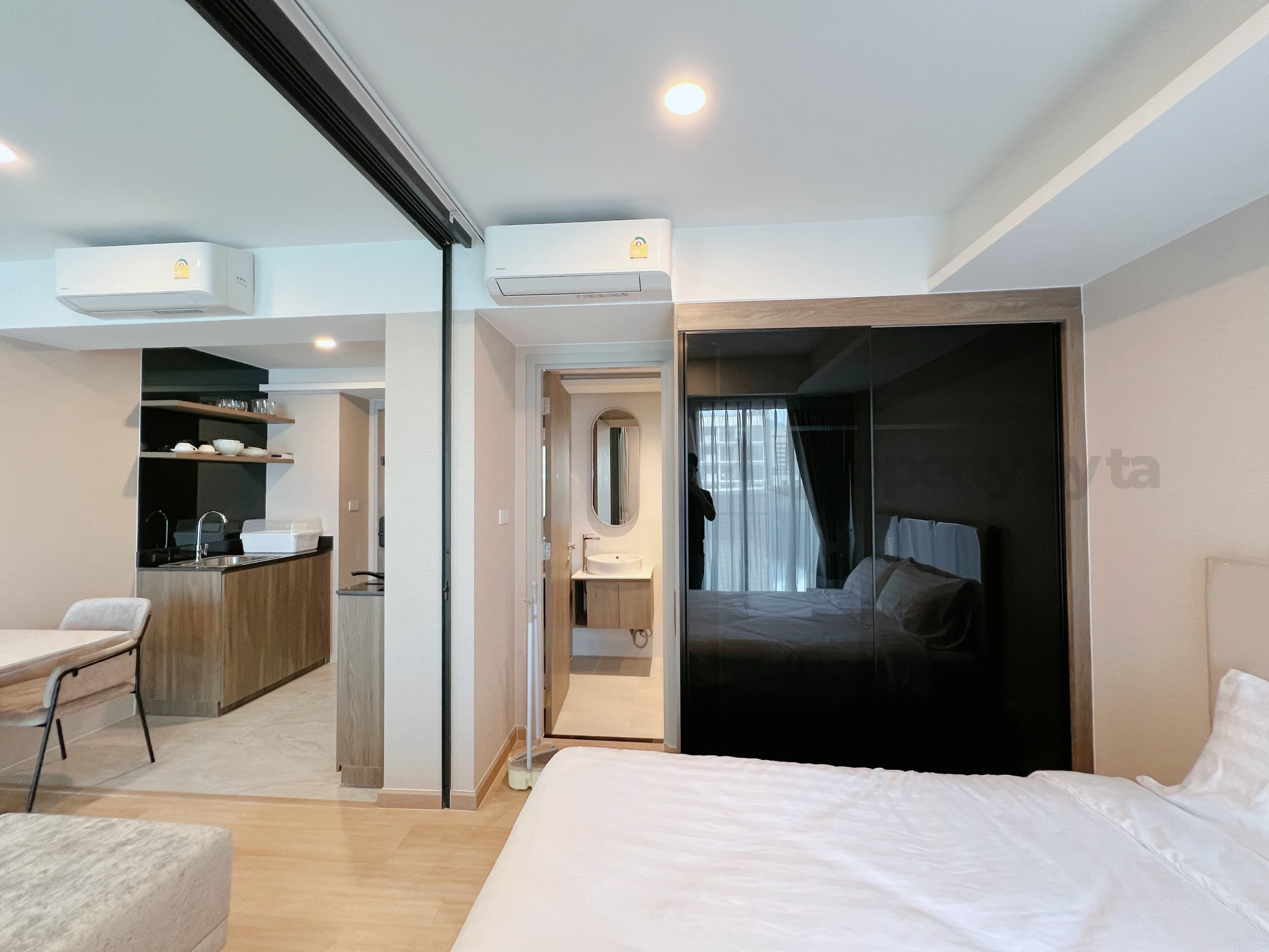 ลอยด์ ศูนย์วิจัย–ทองหล่อ - Image 4