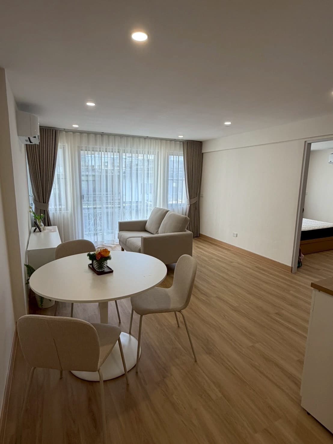 Raintree Villa Sukhumvit 53 - Image 2