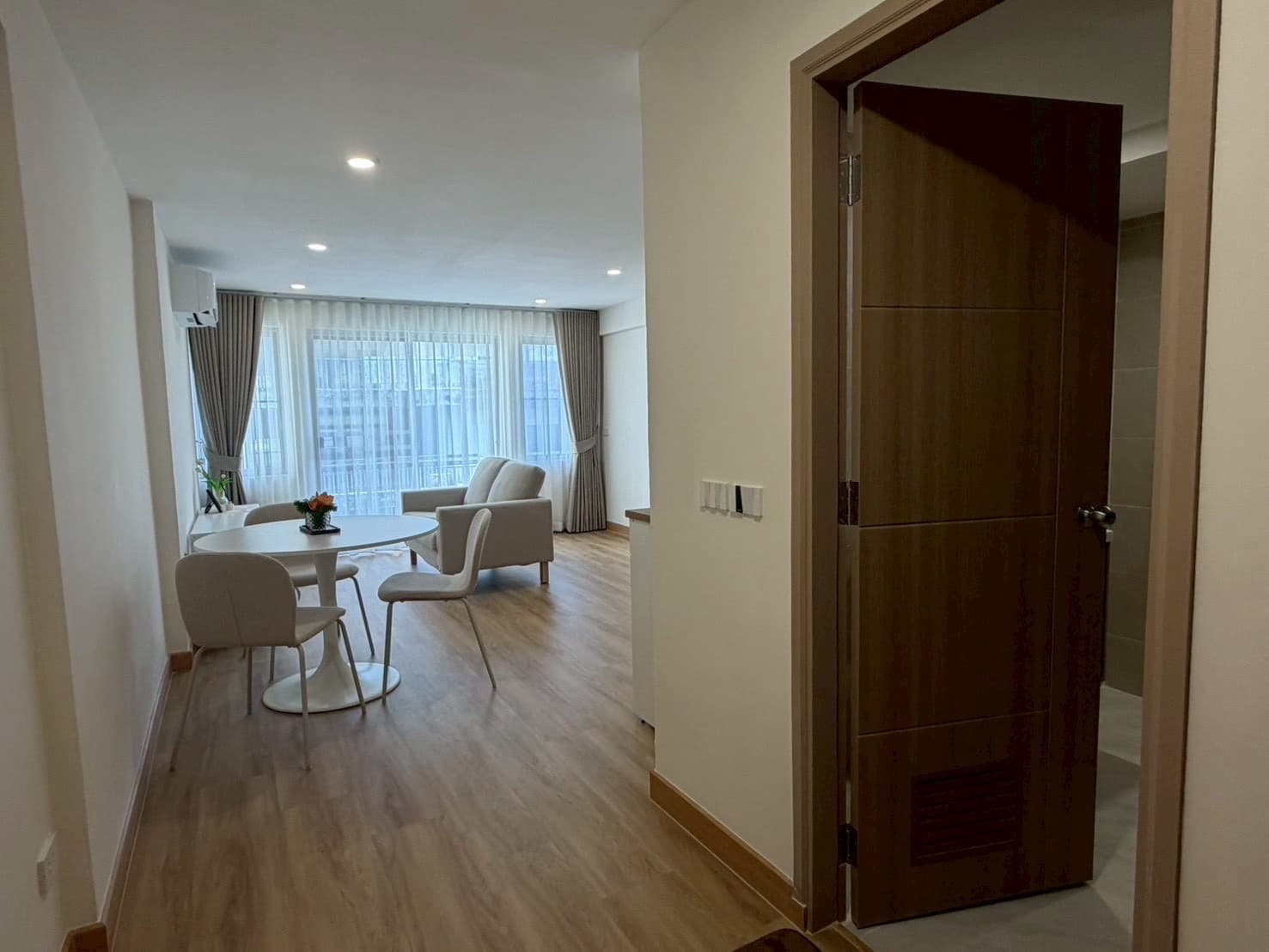 Raintree Villa Sukhumvit 53 - Image 3