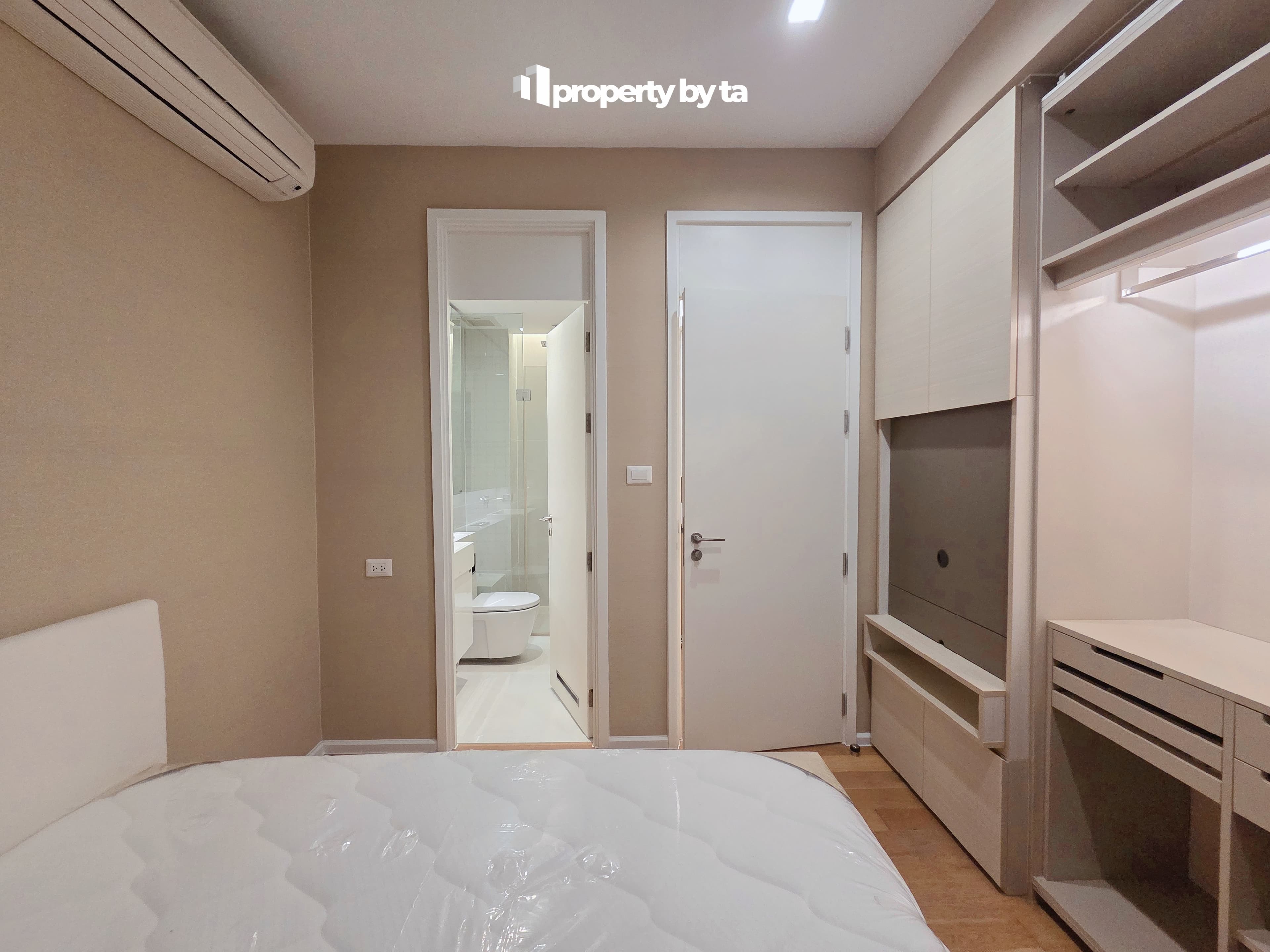 The Saint Residences
- Image 5
