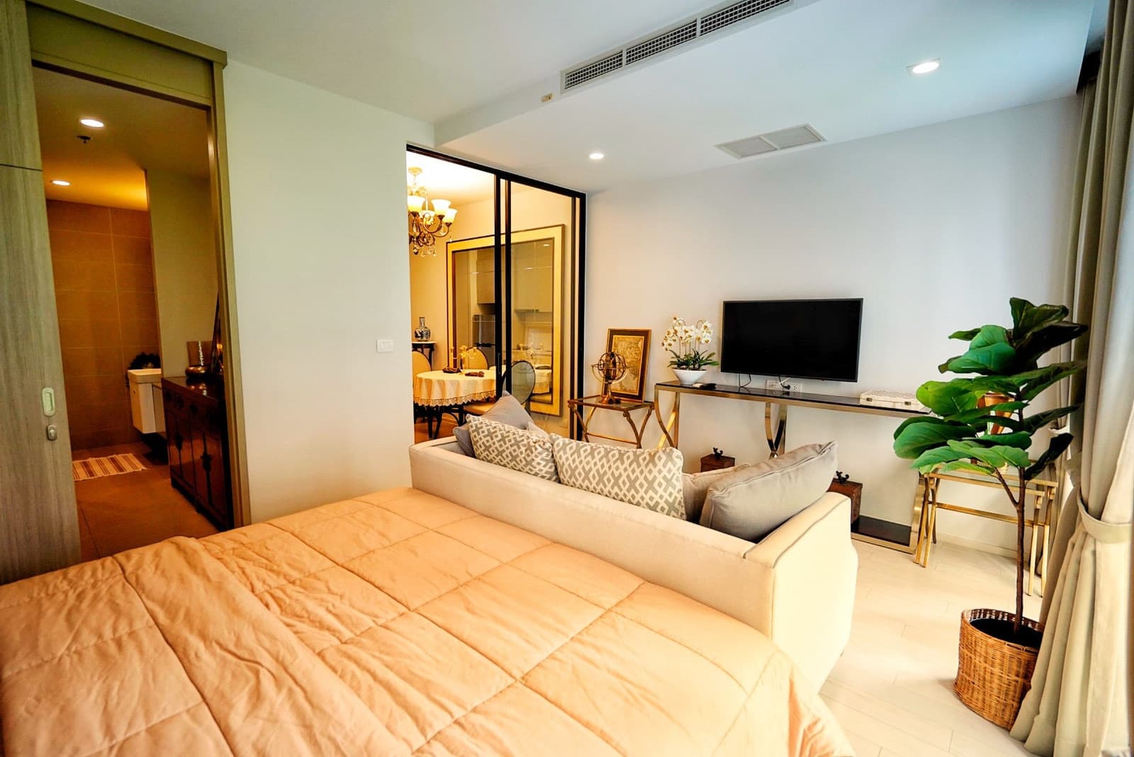 Noble Ploenchit - Image 4
