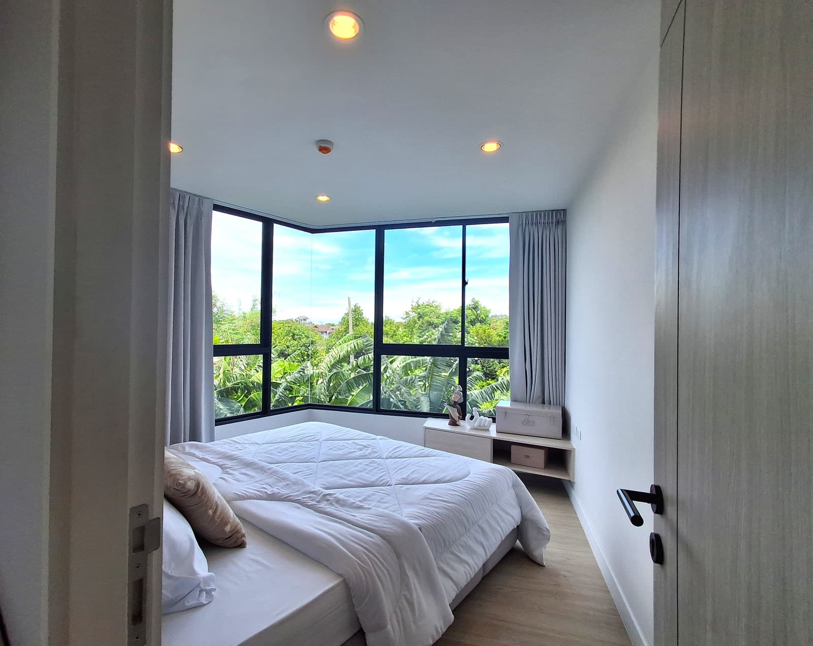 Zelle Plus Sathorn-Ratchaphruek - Image 4