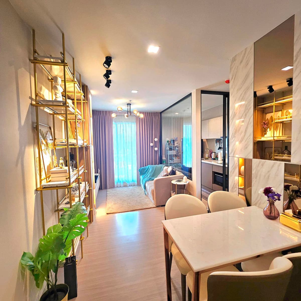 ไลฟ์ สาทร ซีเอรา - Image 2