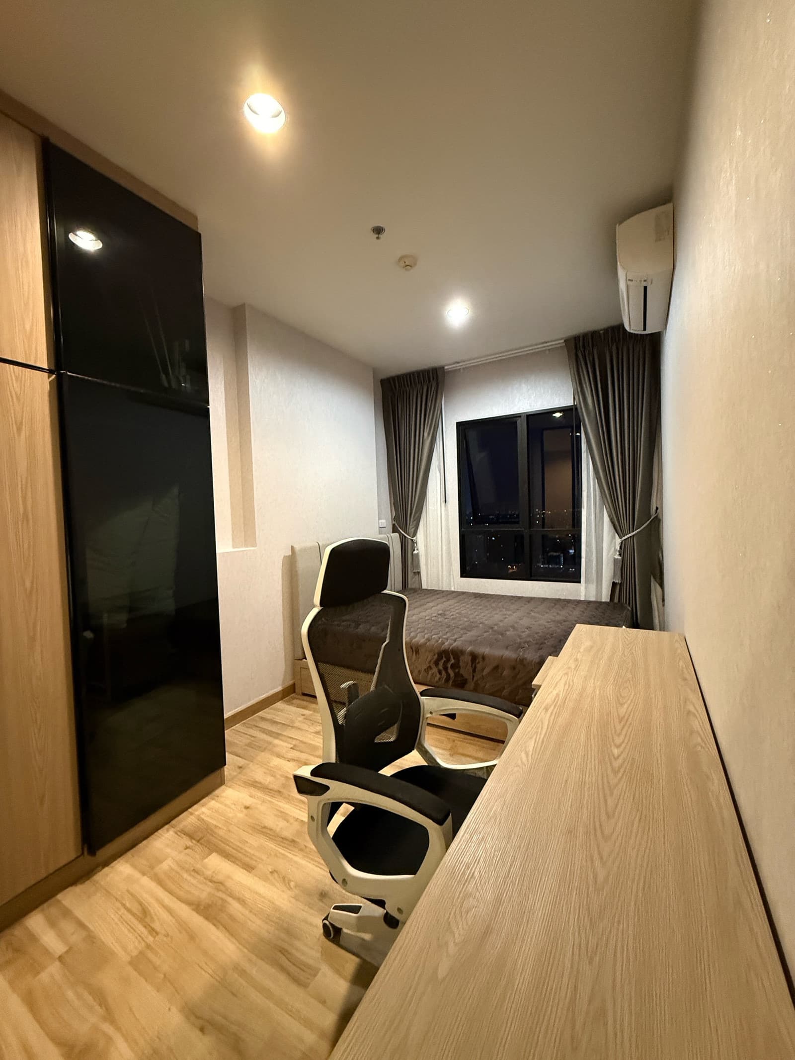 Nichmono Sukhumvit - Bearing - Image 3