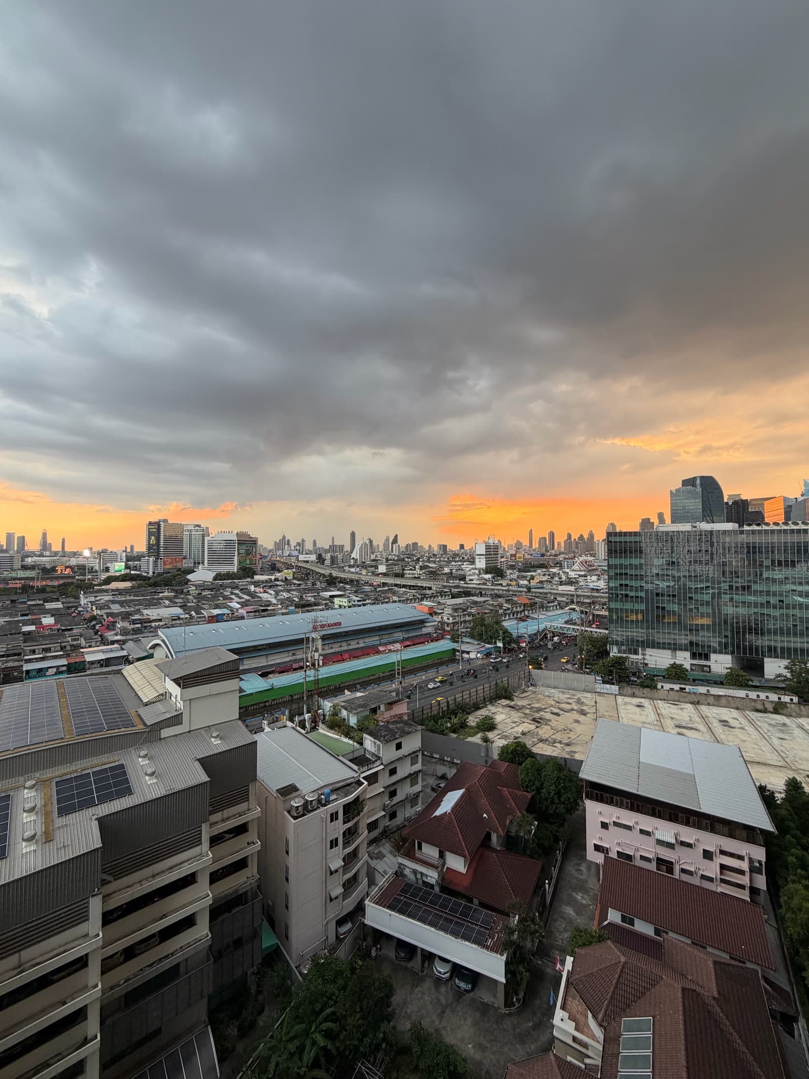 ไลฟ์ พระราม 4 - อโศก - Image 5