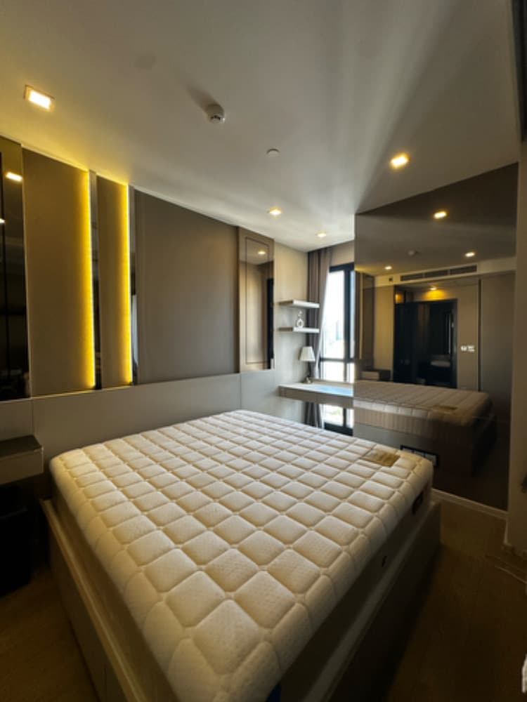 Ashton Asoke - Image 5