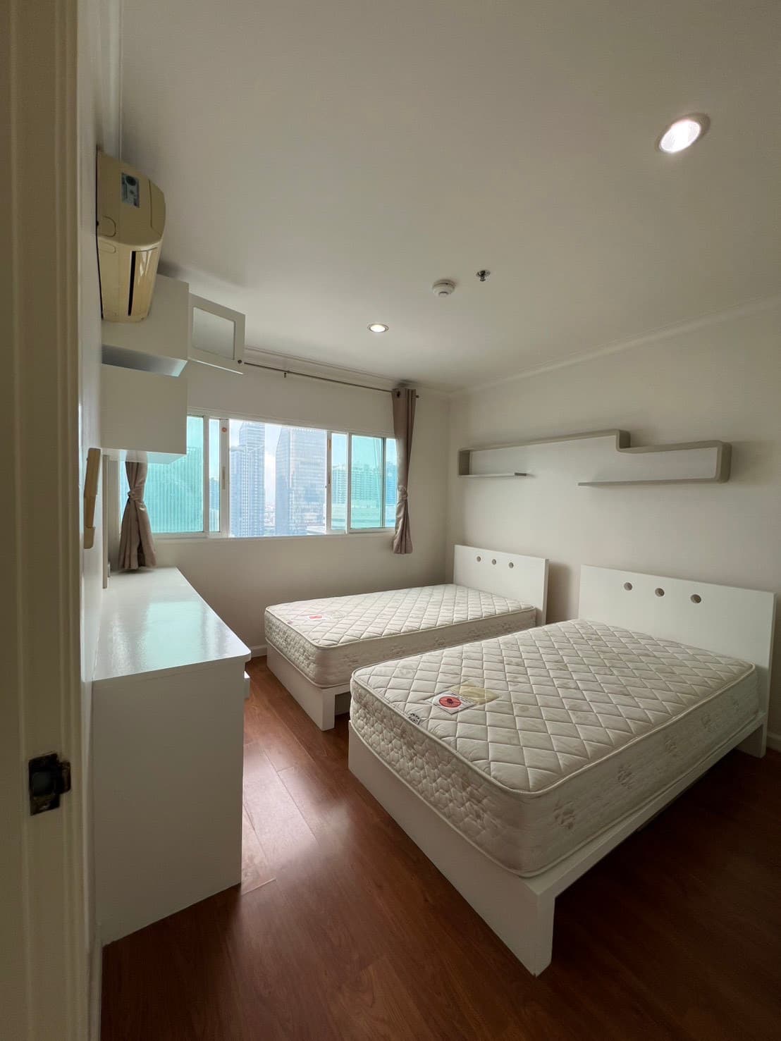 Grand Park View Asoke
- Image 5