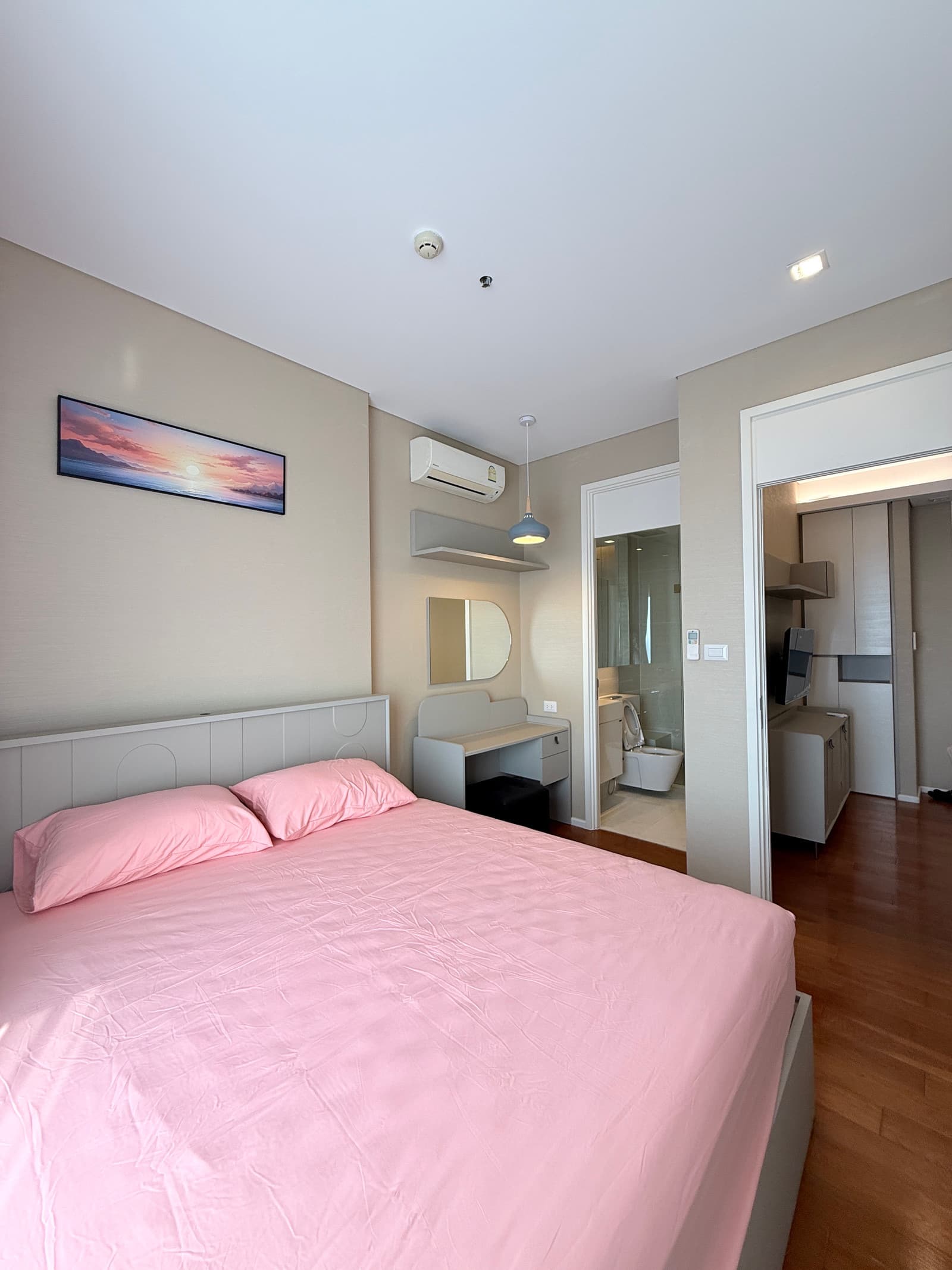 The Saint Residences
- Image 5
