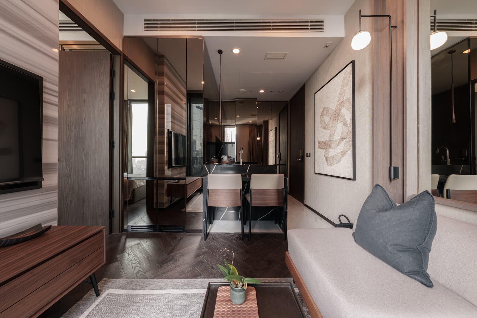 THE ESSE Sukhumvit 36 - Image 2