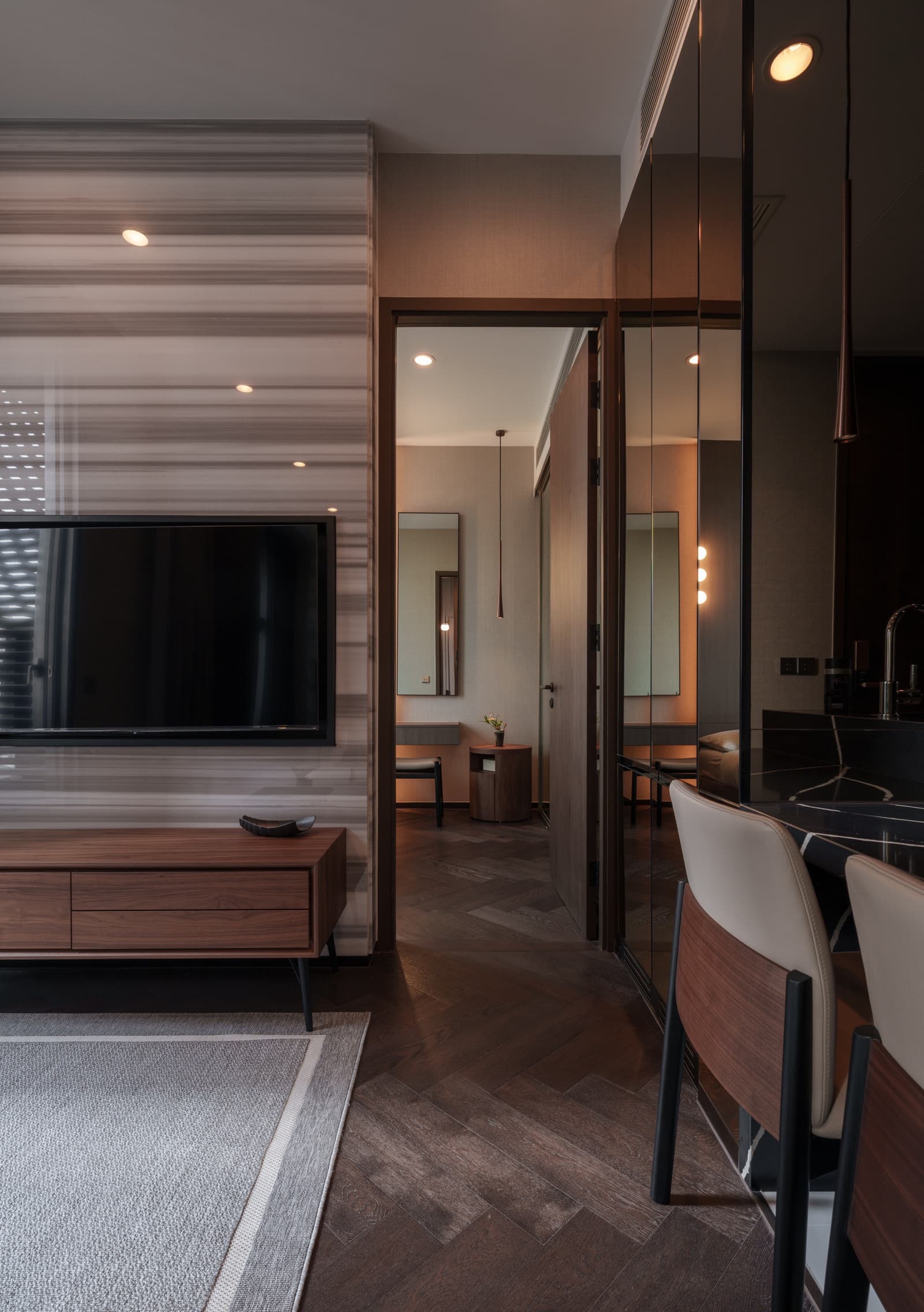 THE ESSE Sukhumvit 36 - Image 3
